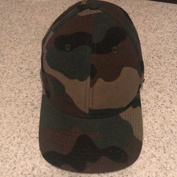 Army hat - Picture 1 of 6